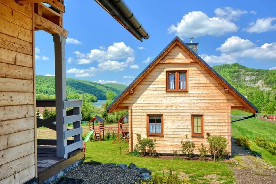 Domki Caloroczne Domkowstwo Bobrka Luaran gambar
